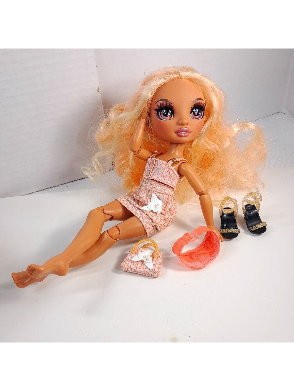 Rainbow High Fashion Doll Georgia Bloom series 3 Peach & skirt top outfit shoes